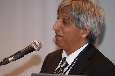 VIce-Chancellor Adam Habib at the Durban alumni reunion